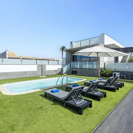 Villa Lola By