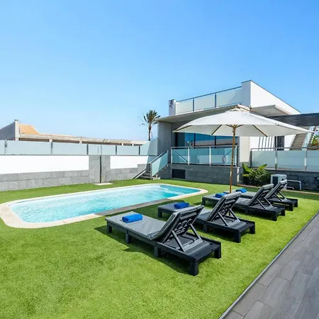 Вилла Lola By *